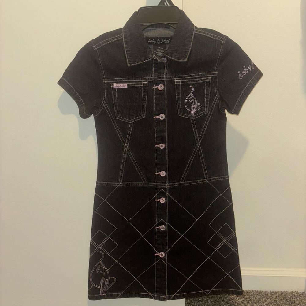 Black demin with pink stitching